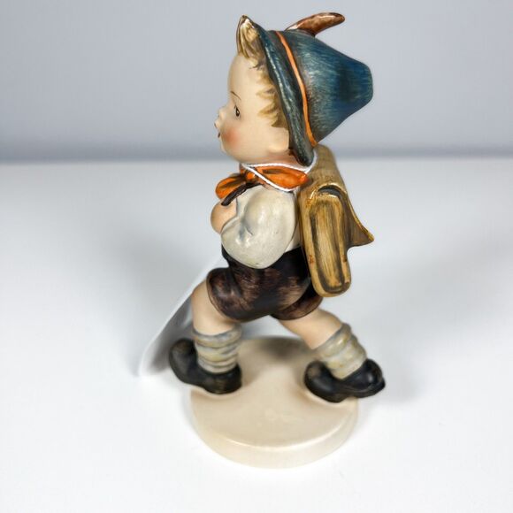 M J Hummel Goebel #82 2/0 School Boy 1960-63 - Picture 3 of 7